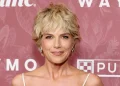 Selma Blair é detida, hospitalizada e acusada de agressões após voo